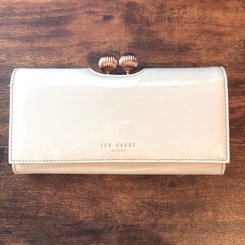Ted Baker London Bobble Patent Leather Wallet (Grey)